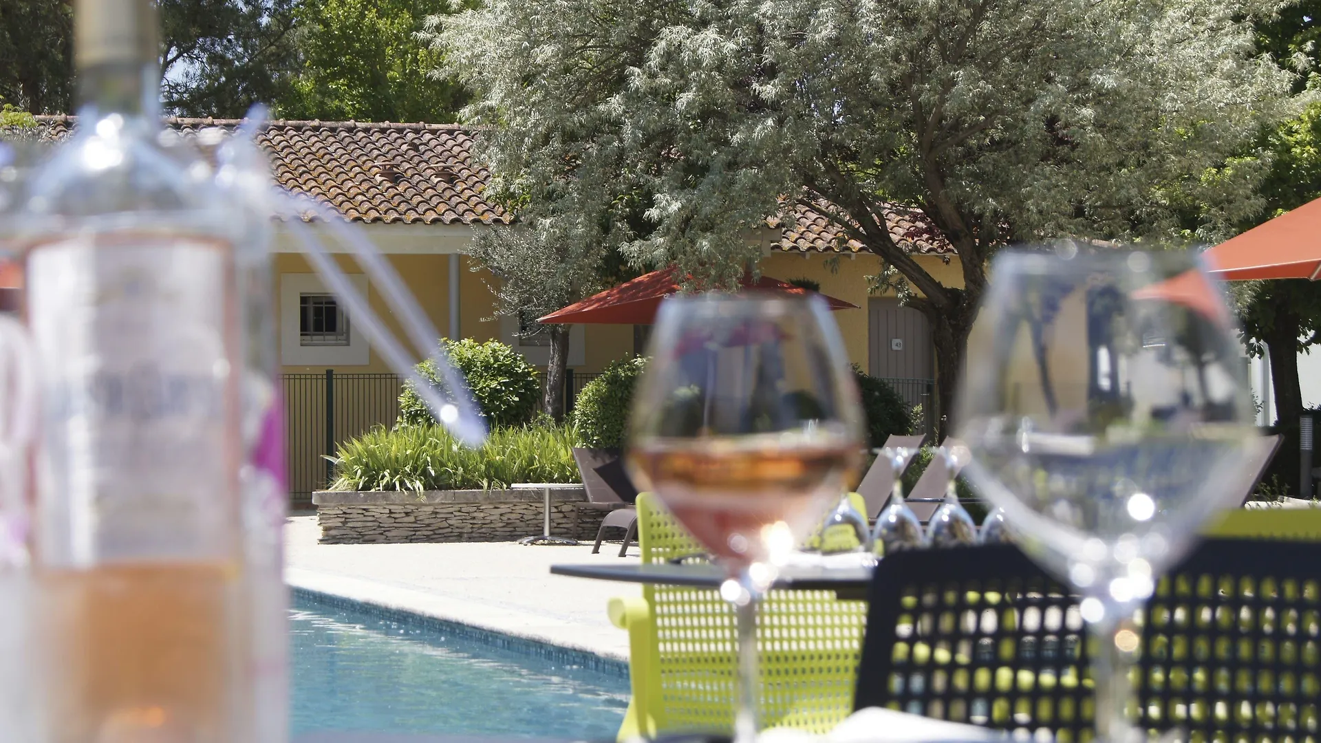 Sowell Hotels Domaine De La Petite Isle LʼIsle-sur-la-Sorgue