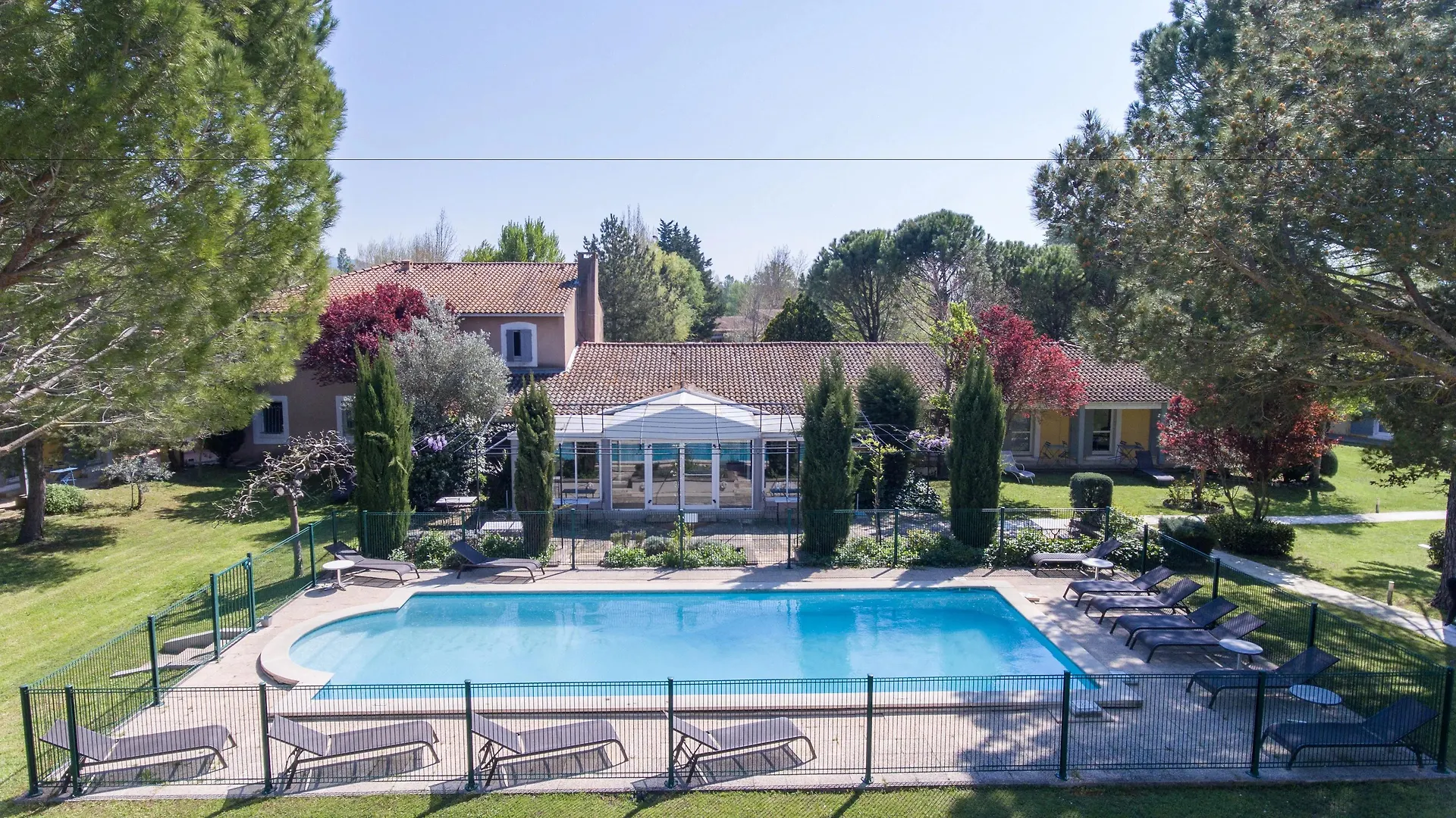 Hotel Domaine de la Petite Isle - Luberon à LʼIsle-sur-la-Sorgue