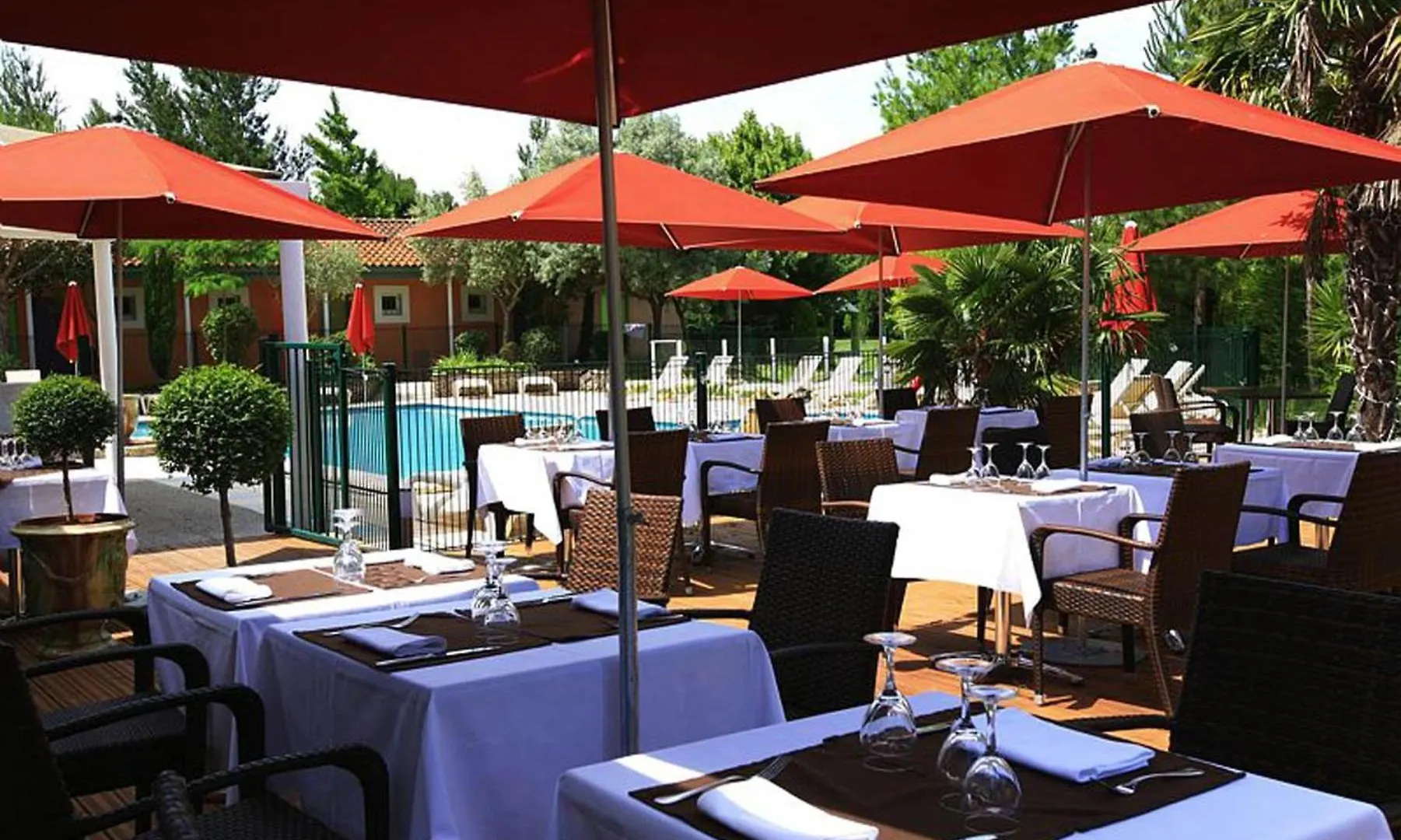 Sowell Hotels Domaine De La Petite Isle LʼIsle-sur-la-Sorgue