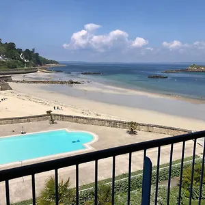 Très Bel Vue Avec Piscine France